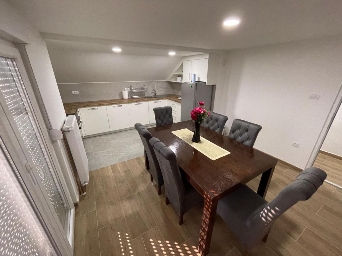 Apartman Ambijent Аранделовац Экстерьер фото